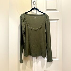 NWT snug long-sleeve t-shirt